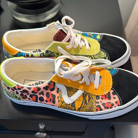 Multicolored patchwork animal print Vans Men’s 7.5 Women’s 9 - Picture 5 of 5